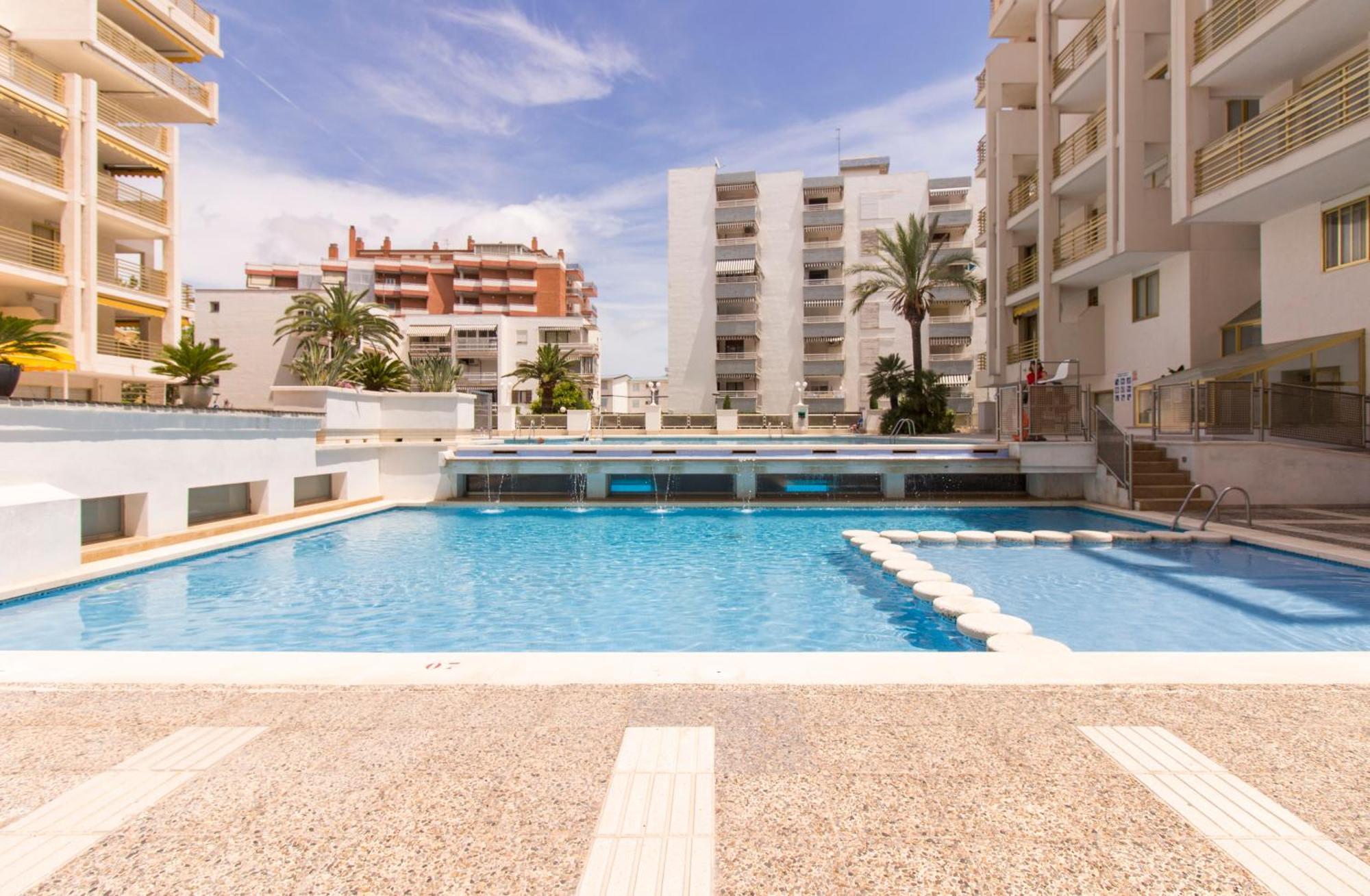 Novelty I Arysal 2 Apartman Salou Kültér fotó