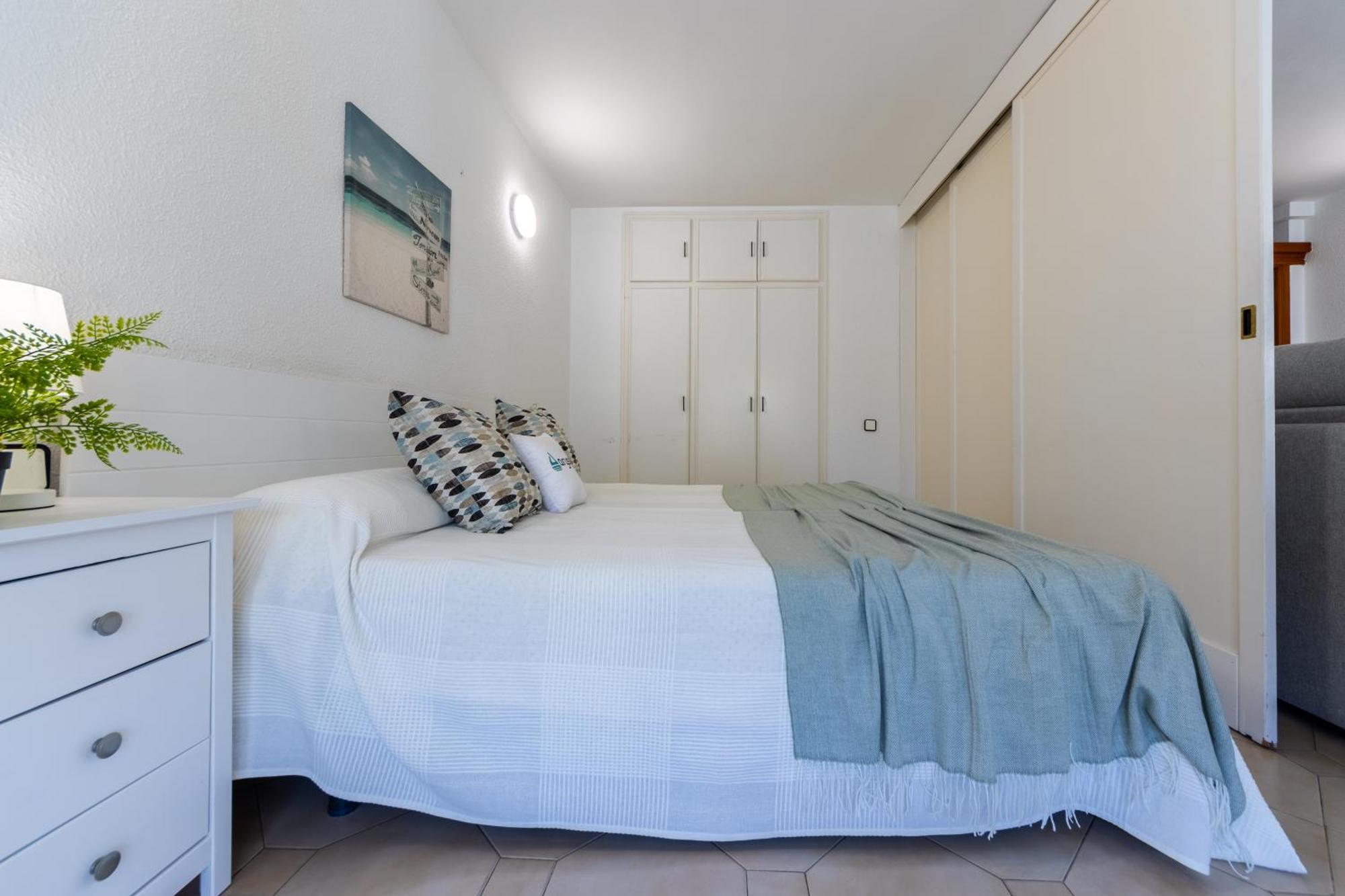 Novelty I Arysal 2 Apartman Salou Kültér fotó