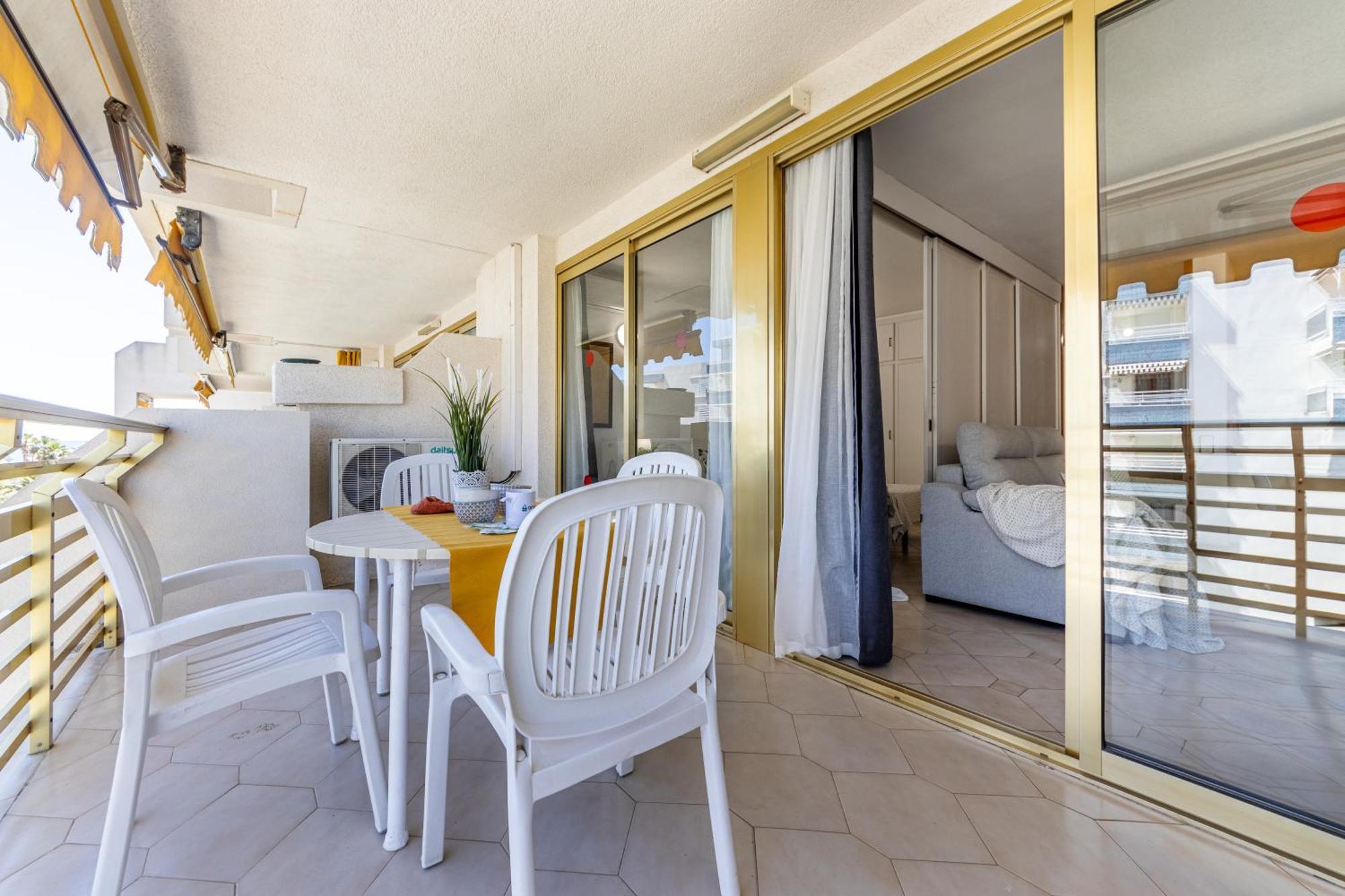 Novelty I Arysal 2 Apartman Salou Kültér fotó