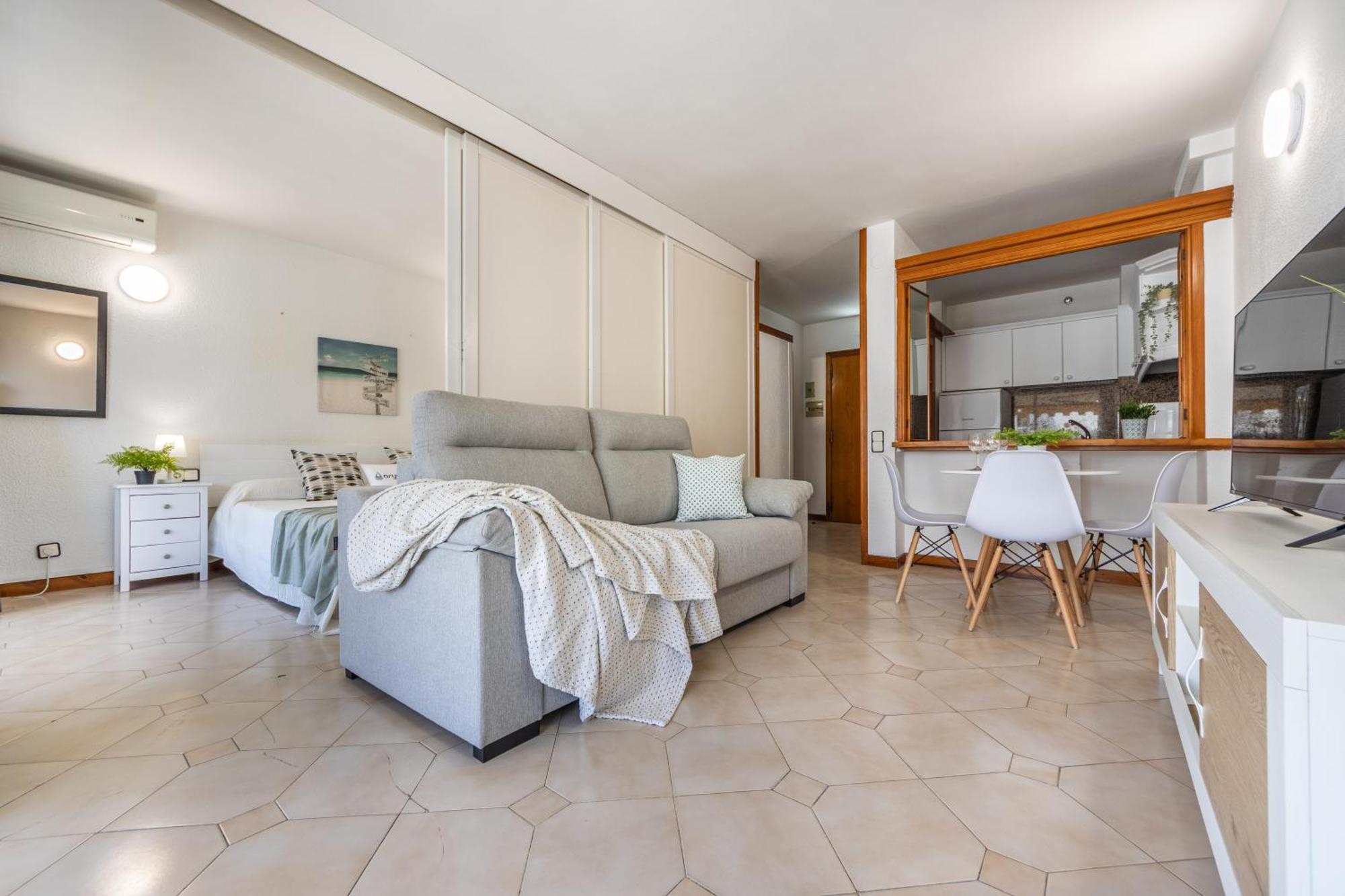 Novelty I Arysal 2 Apartman Salou Kültér fotó